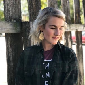 Meet your Posher, Lindsey